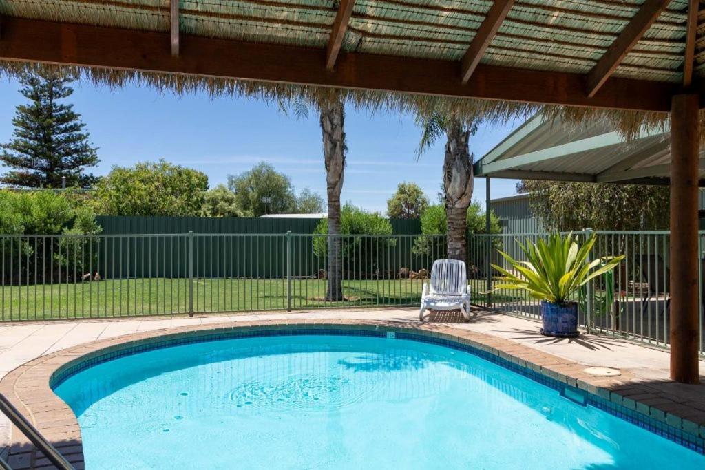Paringa Caravan Park Renmark Exterior foto